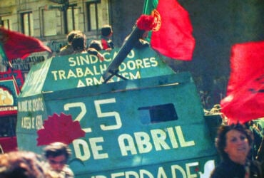 25 Abril 1983 Porto by ©Henrique Matos | Wikimedia Commons