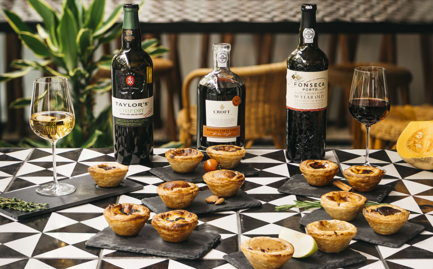 Clérigos Tasting Room tem um conceito de grab and go que junta pastéis