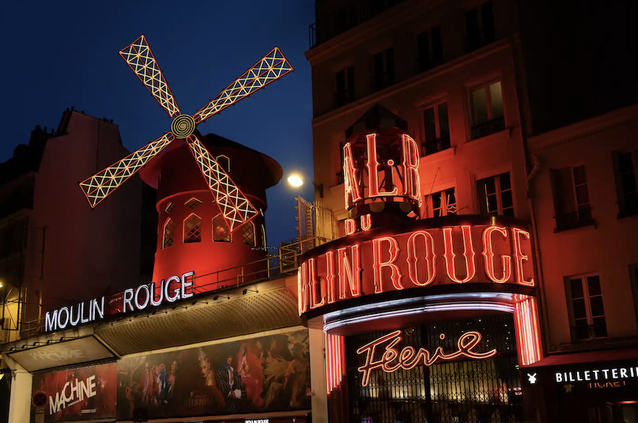 ©Airbnb Moulin Rouge