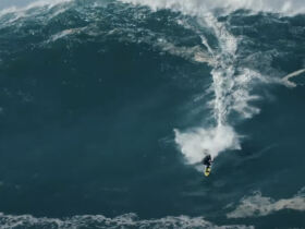 ©HBO | 100 Foot Wave
