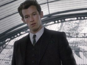 ©Warner Bros | Callum Turner