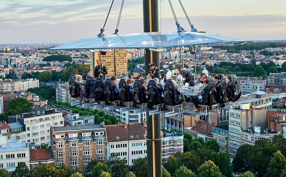 ©Dinner in the Sky