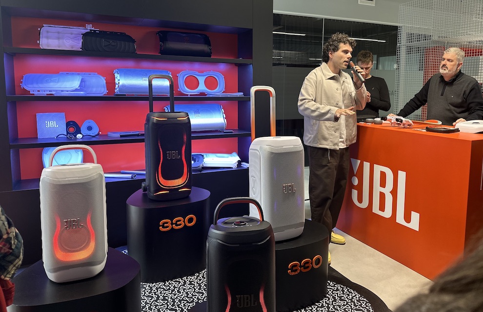 ©TRENDY Report | JBL