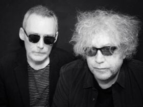 ©The Jesus and Mary Chain